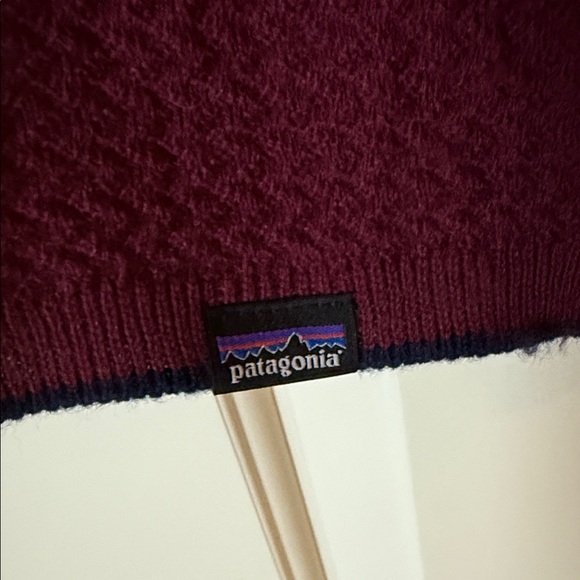 Patagonia Men's Capilene Lightweight Air Maroon Crewneck Sweater - Picture 8 of 9